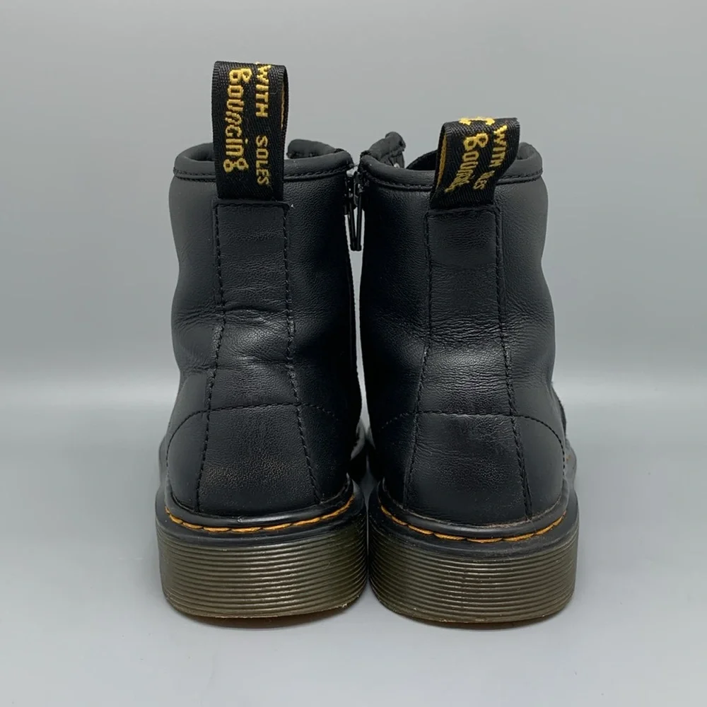 Dr Martens 1460 Leather Boots Youth Sz 2‎